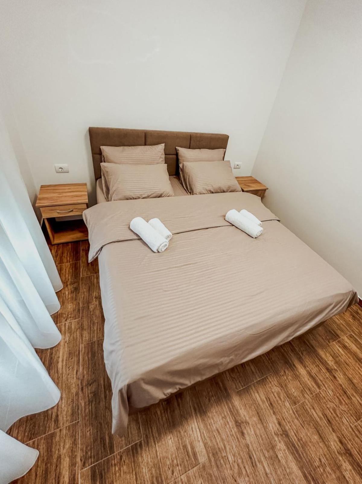 Kiko Apartmani Lux Becicherecul Mare Exterior foto