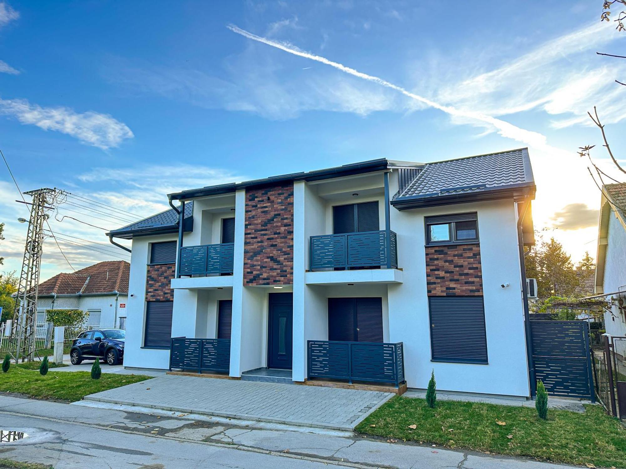Kiko Apartmani Lux Becicherecul Mare Exterior foto